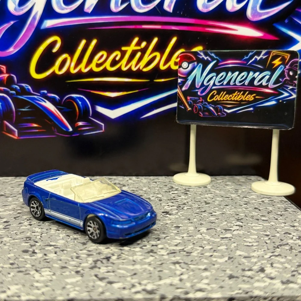 Matchbox 1999 Ford Mustang Convertible Blue 1:64 Diecast Car Mattel SN95